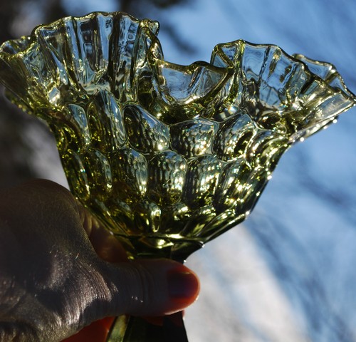 FENTON GREEN ART GLASS Pedestal Footed Candy Dish RUFFLED EDGE Thumbprint Dots - Picture 3 of 7