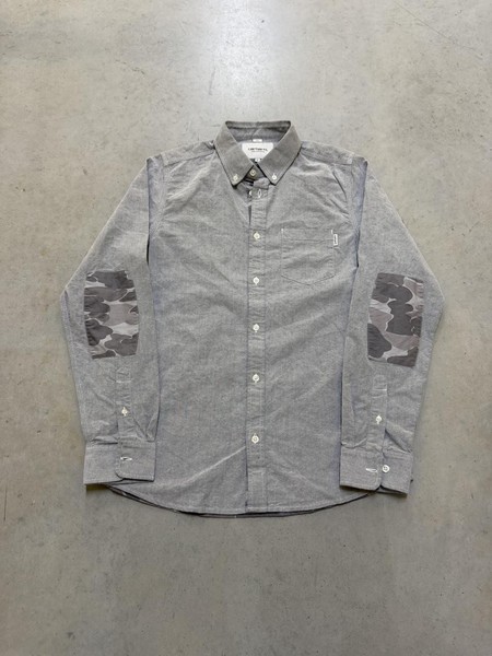 Vintage 2000s Y2K Carhartt Wip Camo Shirt Button Up Grey M