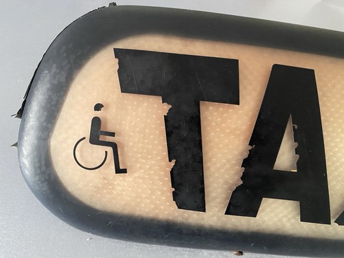 TAXI SIGN Vintage Magnetic Taxi Car Sign 1980s 1990s Light Up Rare - Picture 5 of 23