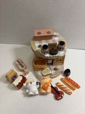1:12 Miniature Dollhouse Bakery Display Bread Basket Coffee Jars Figures Set
