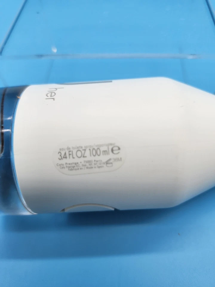 Calvin Klein CK IN2U Her Eau de Toilette Spray 3.4 OZ / 100ml Perfume Mujer Foto 4 de 4