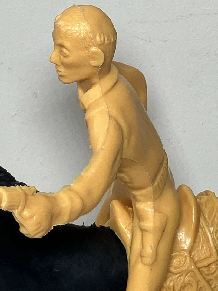 "Lote de 6 figuras de plástico vintage de vaqueros, caballos e indios 4""- 8-1/2"" occidentales" Foto 4 de 4