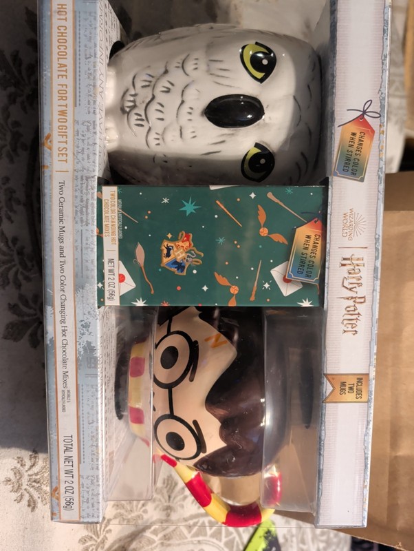 Harry Potter Color Changing Hot Chocolate Mix Gift Set With 2 Mugs ~NEW In Box~
