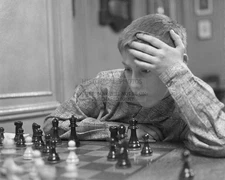 CHILD BOBBY FISCHER CHESS PLAYER BROOKLYN 1956 8X10 PHOTO