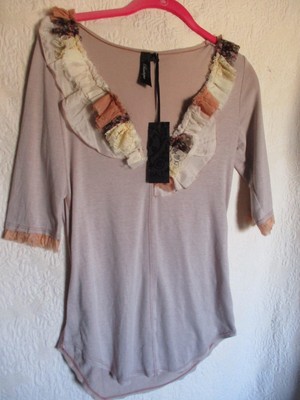 NWT! BKE Boutique Buckle S Top T shirt knit Lace Trim whimsy fairycore Taupe