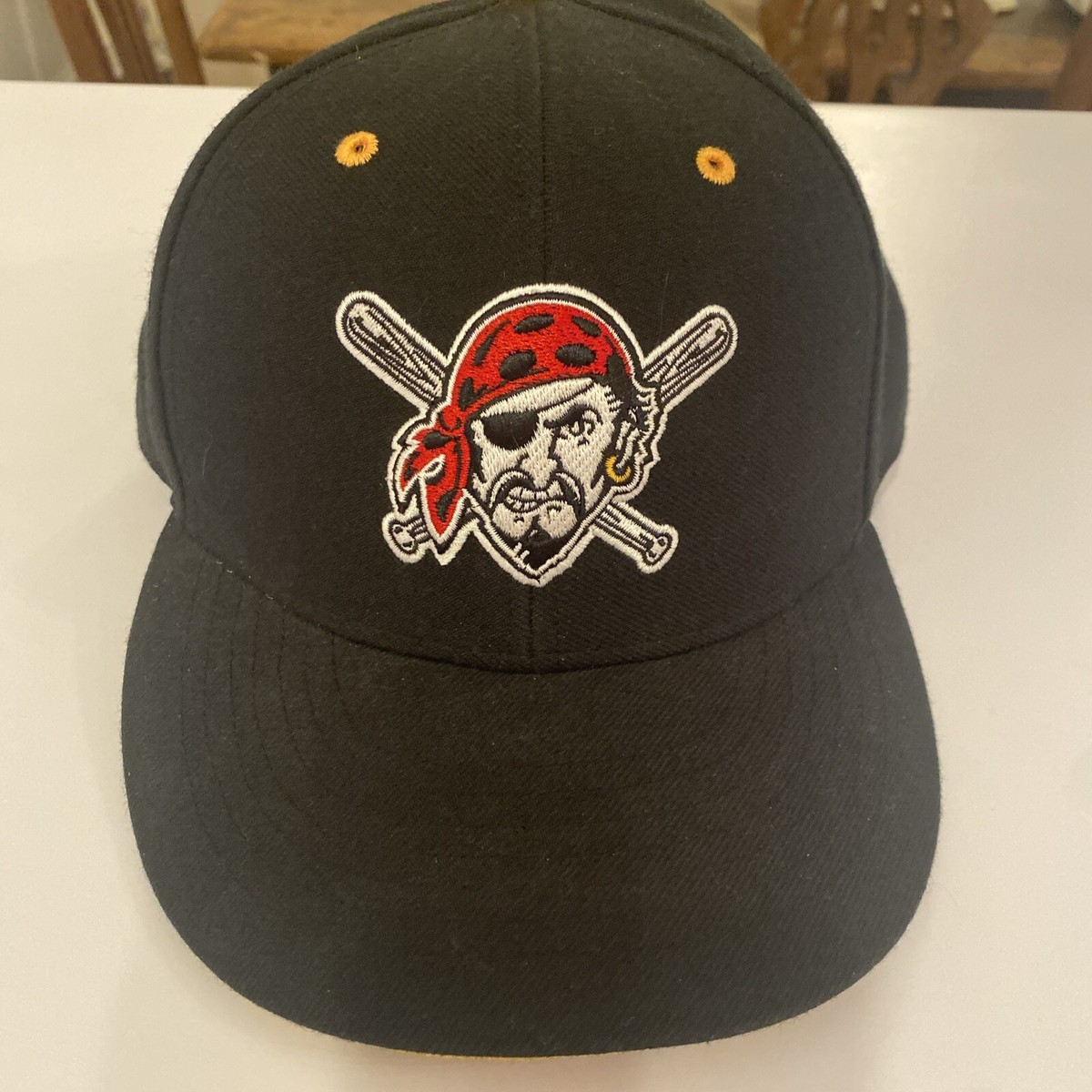 47 Brand Pittsburgh Pirates Hat NWOT Vtg Logo Style Strapbk