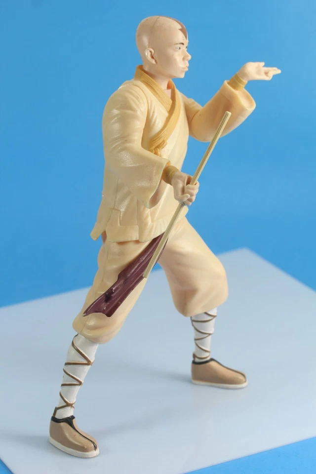 Avatar The Last Airbender Ultimate Battle AANG Figure Spin Master Figure. 10". - Image 2 of 4