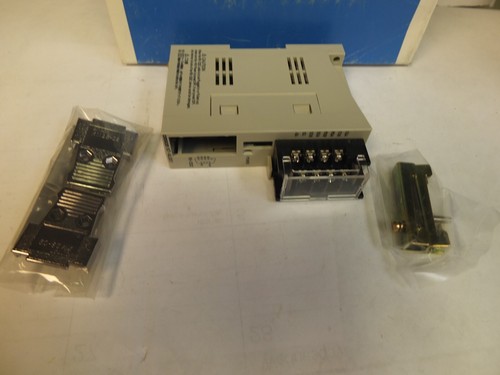 * NEW * OMRON - NT-AL001 - LINK ADAPTER / CONVERSION UNIT - DC5V 0.8W - Picture 3 of 6