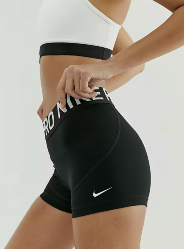 Nike Women's Pro shorts medium - black