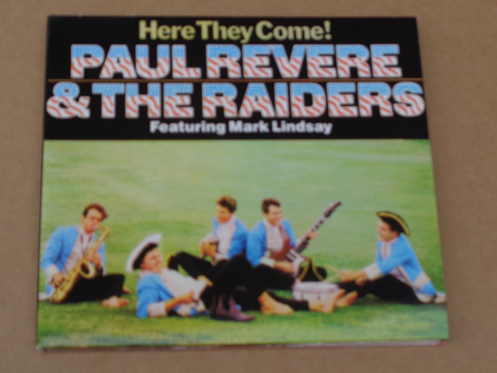 Paul Revere & Raiders - Here They They Come! - SPV Yellow Label digipack CD