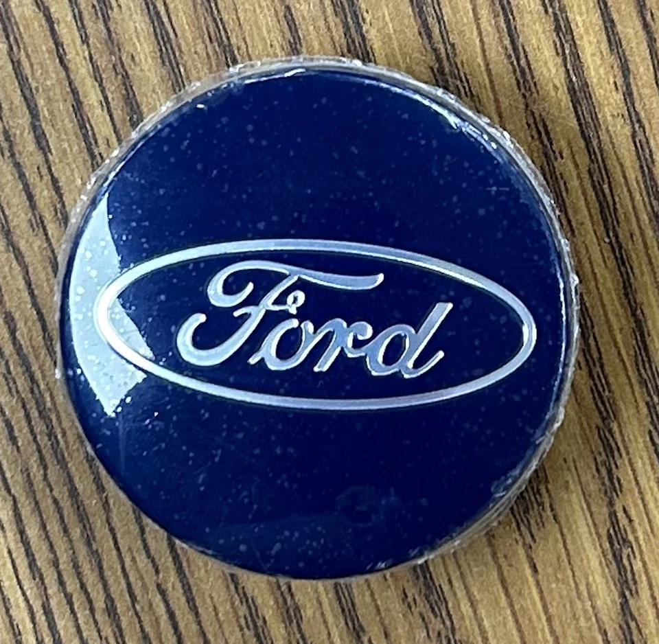 Juego de tapa central 2 1/8" Ford Edge, Escape, Fiesta, Focus, Fusion Blue #BE8Z1130A Foto 2 de 2