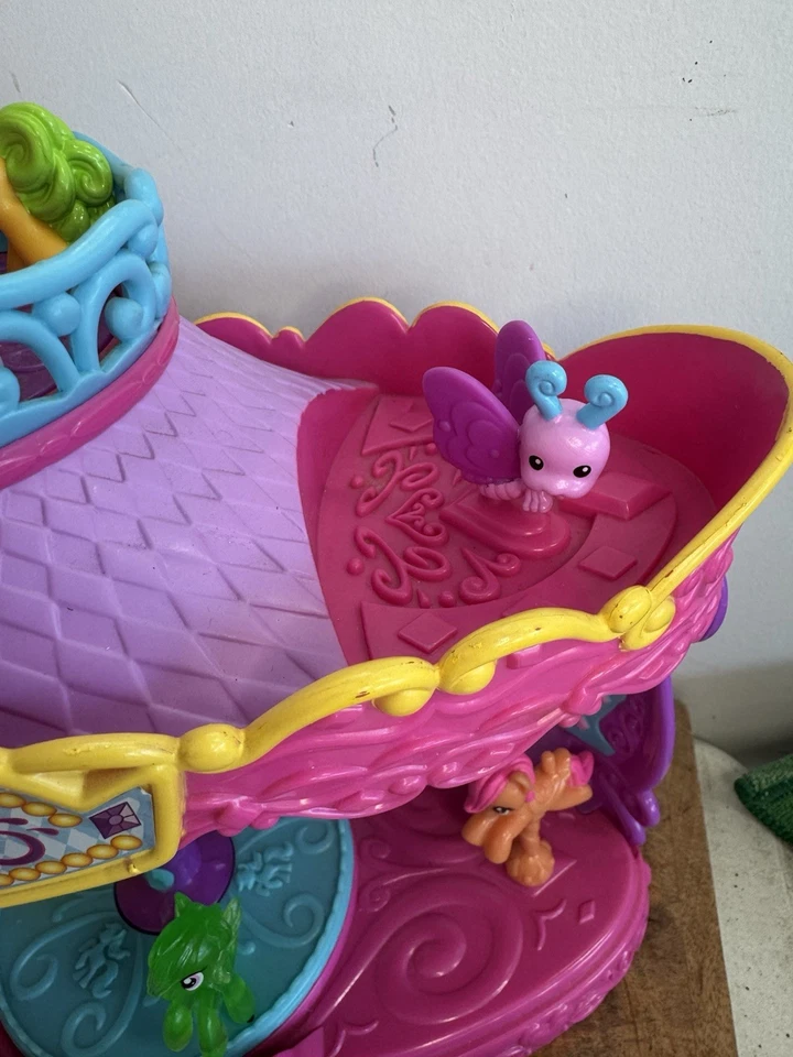 My Little Pony Rarity’s Carousel Boutique Juego con Muchos Ponis 21 Piezas Como Nuevo Foto 4 de 4