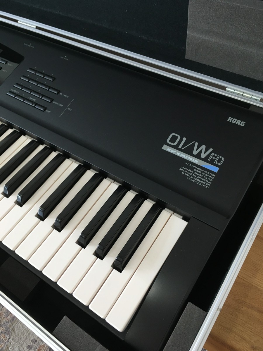 Rare Korg 01/W FD 61-Key Synthesizer Music Workstation Serviced w
