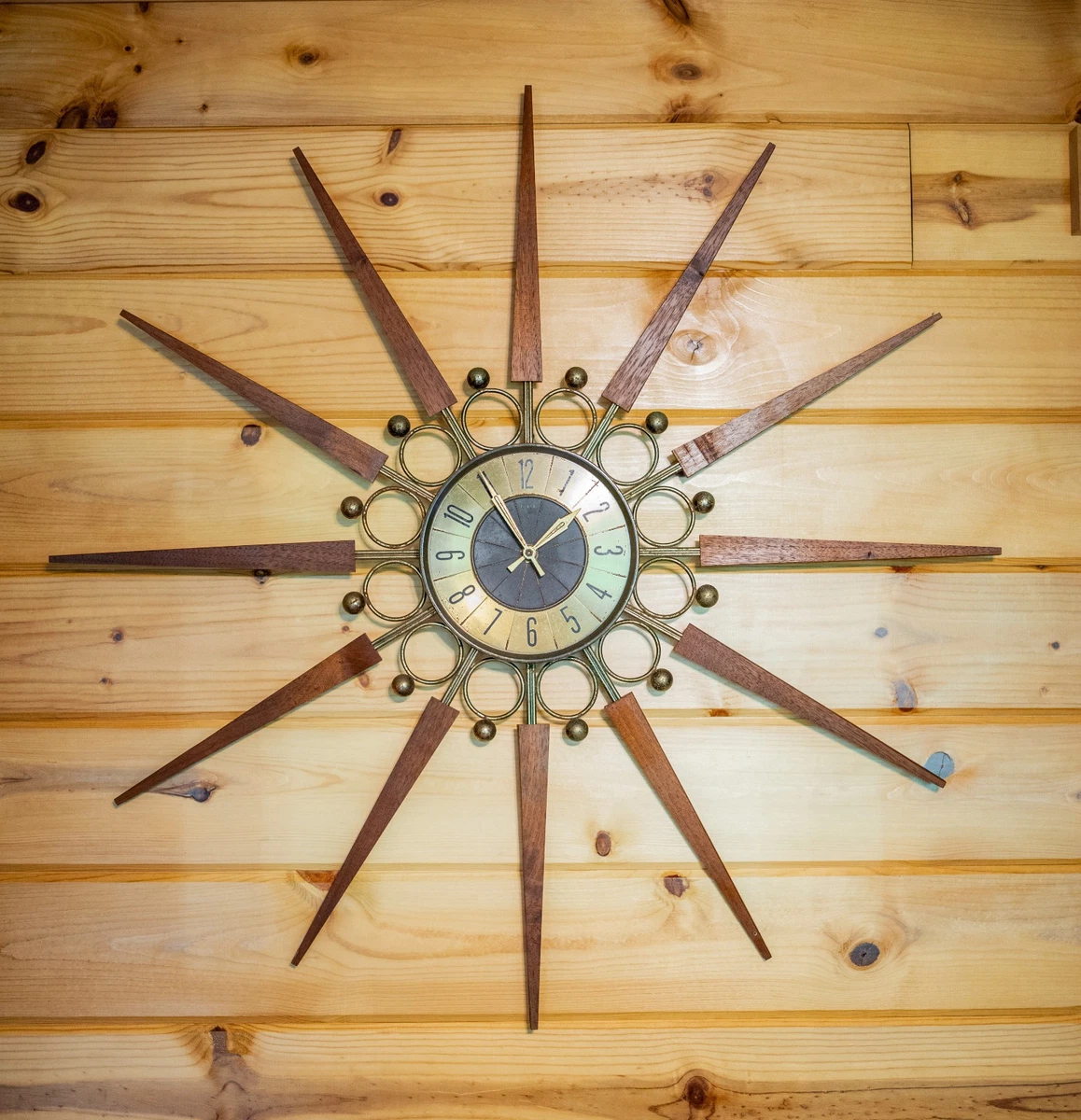 Starburst Sunburst Wall Clock In Collectible Wall Clocks 1930-1969