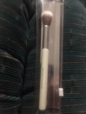 Pur Minerals Cosmetics Blurring Concealer Brush 5.75 in White Handle New 