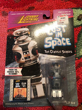 LOST IN SPACE B-9 ROBOT JOHNNY LIGHTING BY PLAYING MANTIS