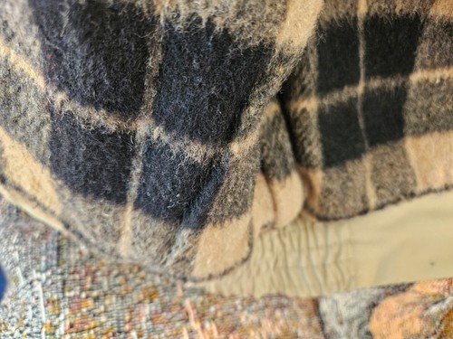 Vintage Artic Fox Mans Jacket. Preowned has a small defect by top button. - Picture 6 of 7