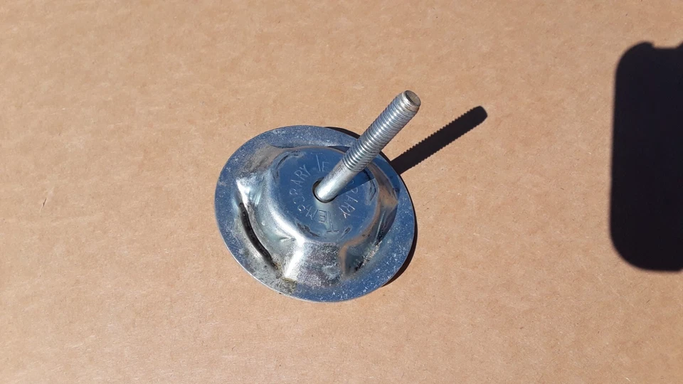 Honda Fit 2009-2013 1,5 L soporte de sujetador de neumático de repuesto de emergencia OEM Foto 3 de 4