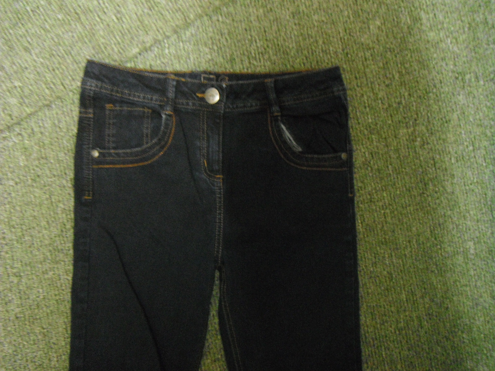 Picture 2 of 4
