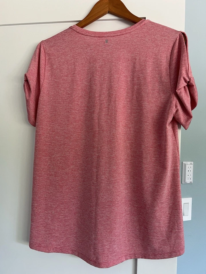 Izod女式大码活动装衬衫 — 第 2/4 张图片