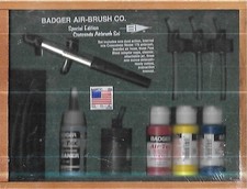 BADGER CRESCENDO AIRBRUSH SET  NEW IN WOOD BOX