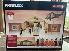 Roblox Action Collection Jailbreak: Museum Heist Playset (Includes Virtual Item)