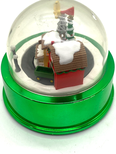John Deere Holiday Globe, Bauernhofszene und Traktor mit Wagen. Lichter & Traktorarbeiten - Bild 5 von 10