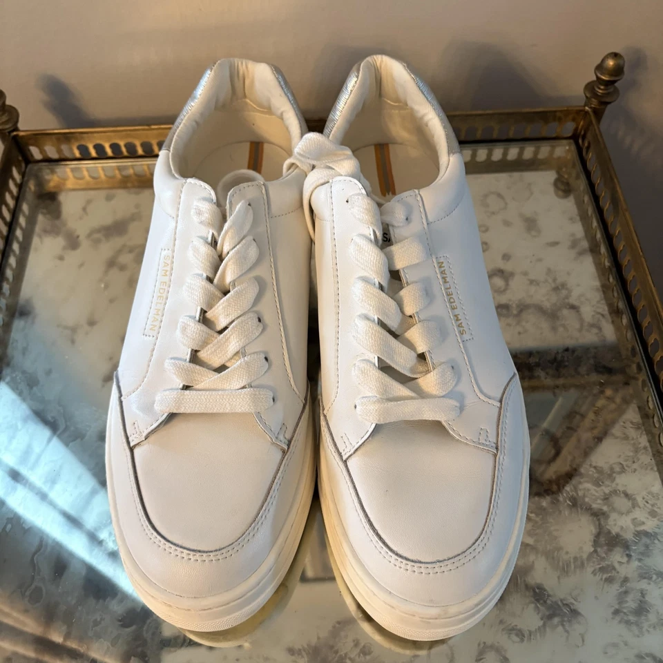 Zapatos Sam Edelman para mujer talla 8,5 blancos plateados bajos de cuero con cordones Foto 2 de 4