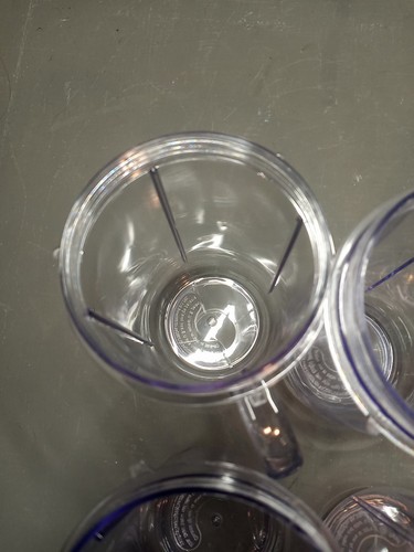 Lot Of 8 Magic Bullet To Go Blender Cups W/ Green, Yellow, Red & Blue Rings - Picture 7 of 15