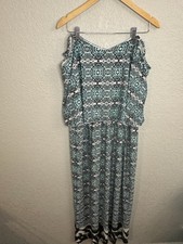 Womans Maxi Dress Off The Shoulder Has Stretch Geometric print