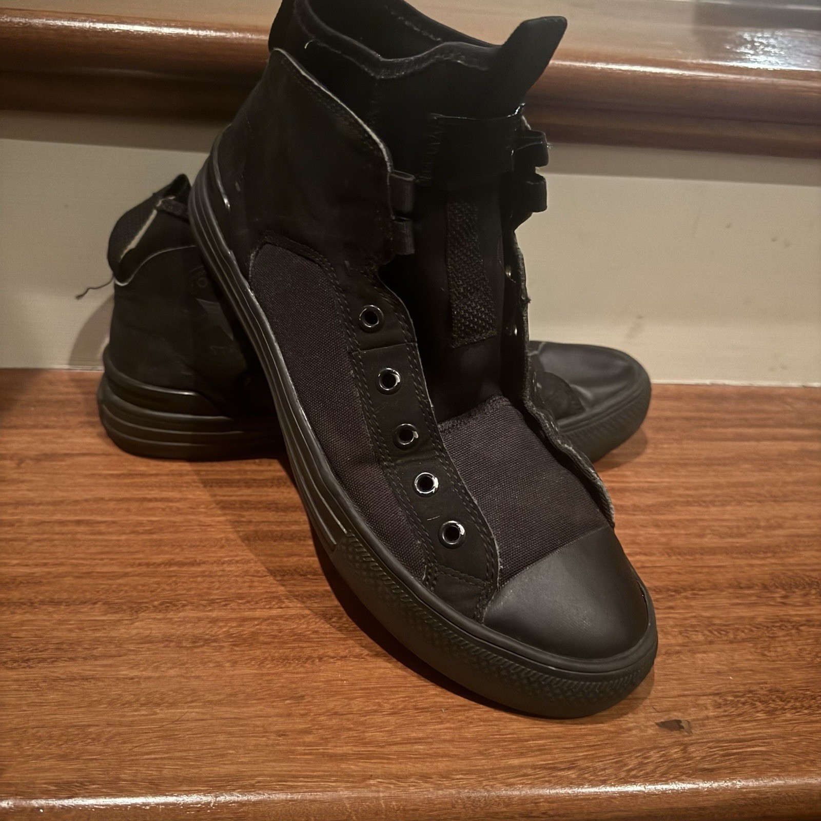 CONVERSE CTAS ULTRA MID BLACK MEN'S SIZE 8 (wms 10)