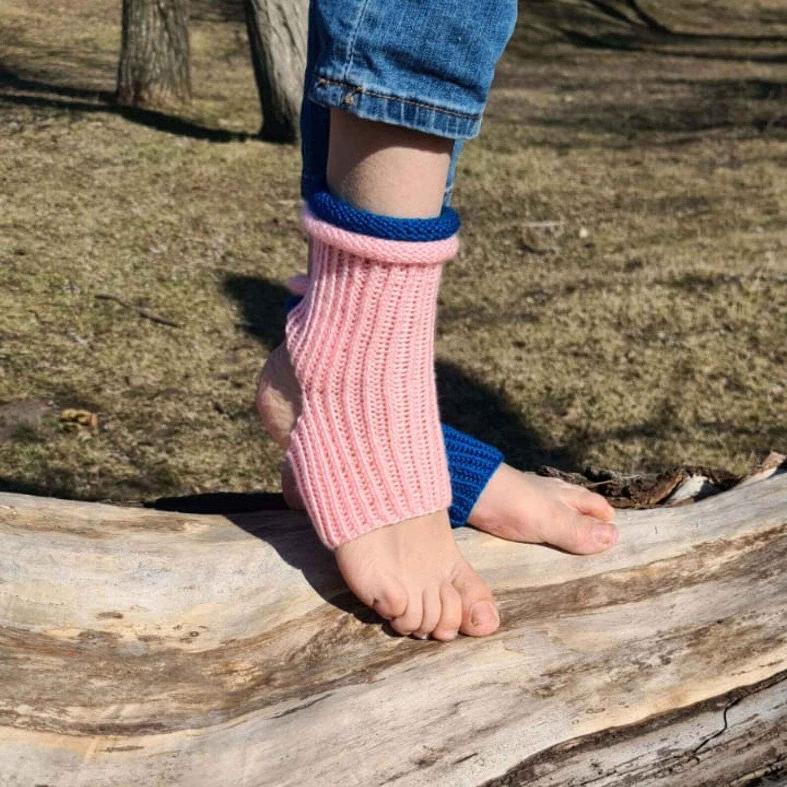 Roll-Top Acrylic PiYo socks