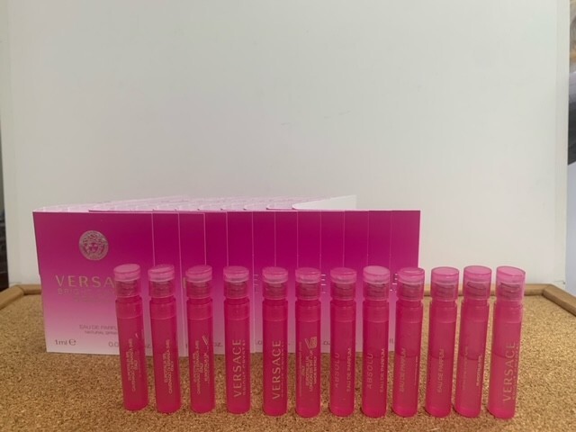 VERSACE Bright Crystal Absolu EDP 1ml / 0.03 oz Spray Vial x 12 PCS(NEW PACKING)