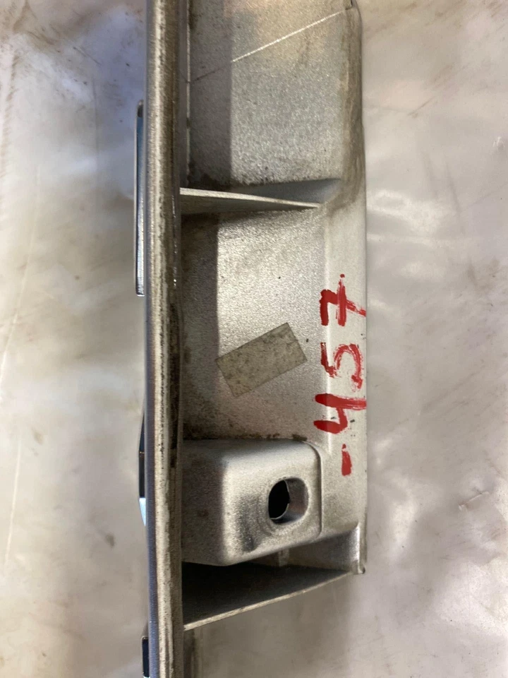 2003 MITSUBISHI GALANT Sedan Rear Trunk Lid Trim Panel Cover Emblem Silver Used Foto 3 de 4