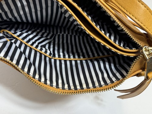 Miztique CROSSBODY PURSE Organizer HANDBAG Gold w/Black & White Stripes Zip Bag - Picture 6 of 16