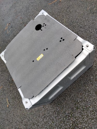GENUINE SINGLE MERCEDES SPRINTER -CRAFTER DRIVERS (passengers)SEAT BASE SILVER - Picture 2 of 5
