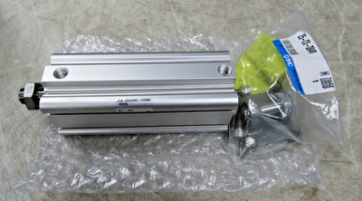  NEW SMC 25A-CDQ2D40-100DMZ-M9BWL COMPACT AIR CYLINDER 40 MM BORE 100 MM STROKE