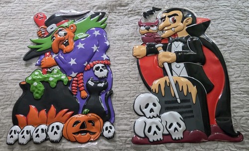 Lot Of 2 Vintage Plastic 3D Vacuform Halloween Wall Decoration Witch & Dracula