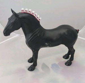 Peterstone Standing Draft Horse MG Prince Signed Peter Stone 1997 - Red Details