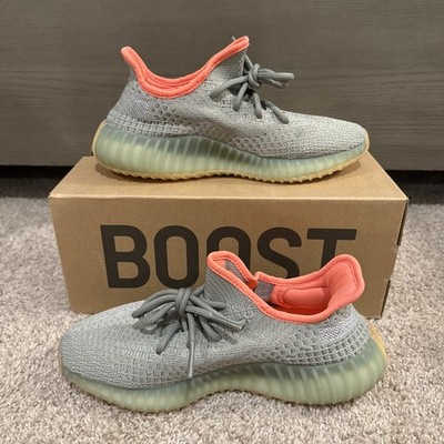 Adidas Yeezy boost 350 v2’s size 6 1/2 ADIDAS YEEZY 350 V2 CMPCT PANDA SNEAKERS SIZE US 6 1/2 UK 6  main image 2