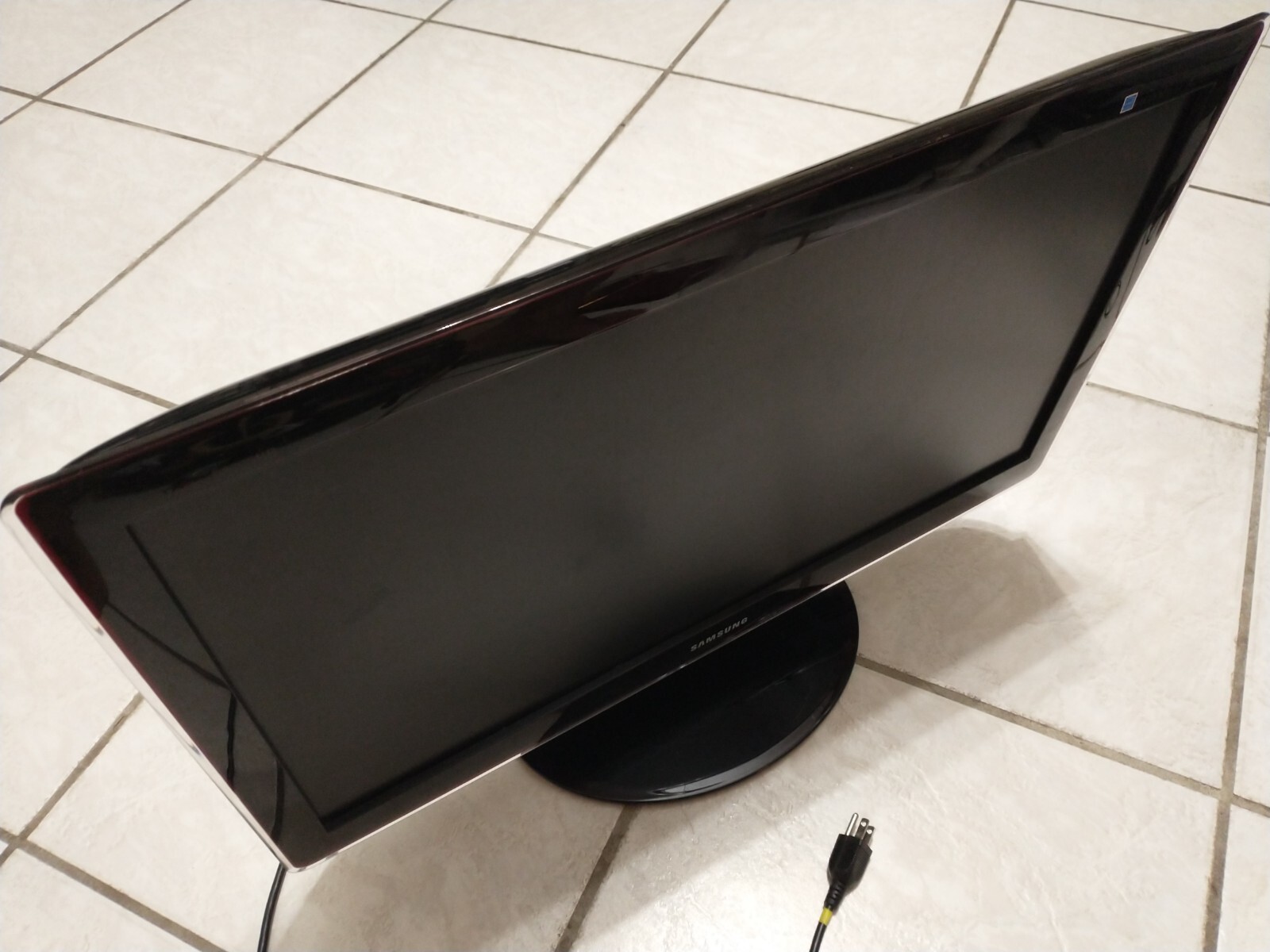 Picture 1 of 5