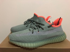Yeezy Desert Sage Sneaker tees Match Yeezy Boost 350