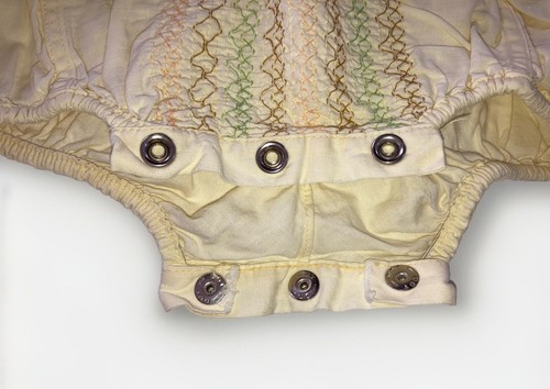 1960 Nannette 6-9 Month Size Yellow Bubble Romper Sunsuit Lace Embroidery EVC - Imagen 3 de 9