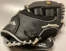 Wilson A200 Right Hand Throw Leather Baseball Glove Youth A2434 WB Black USED