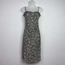 DIANE vonFURSTENBERG Dress Women 4 Black White Silk Floral Coastal Beachy Resort