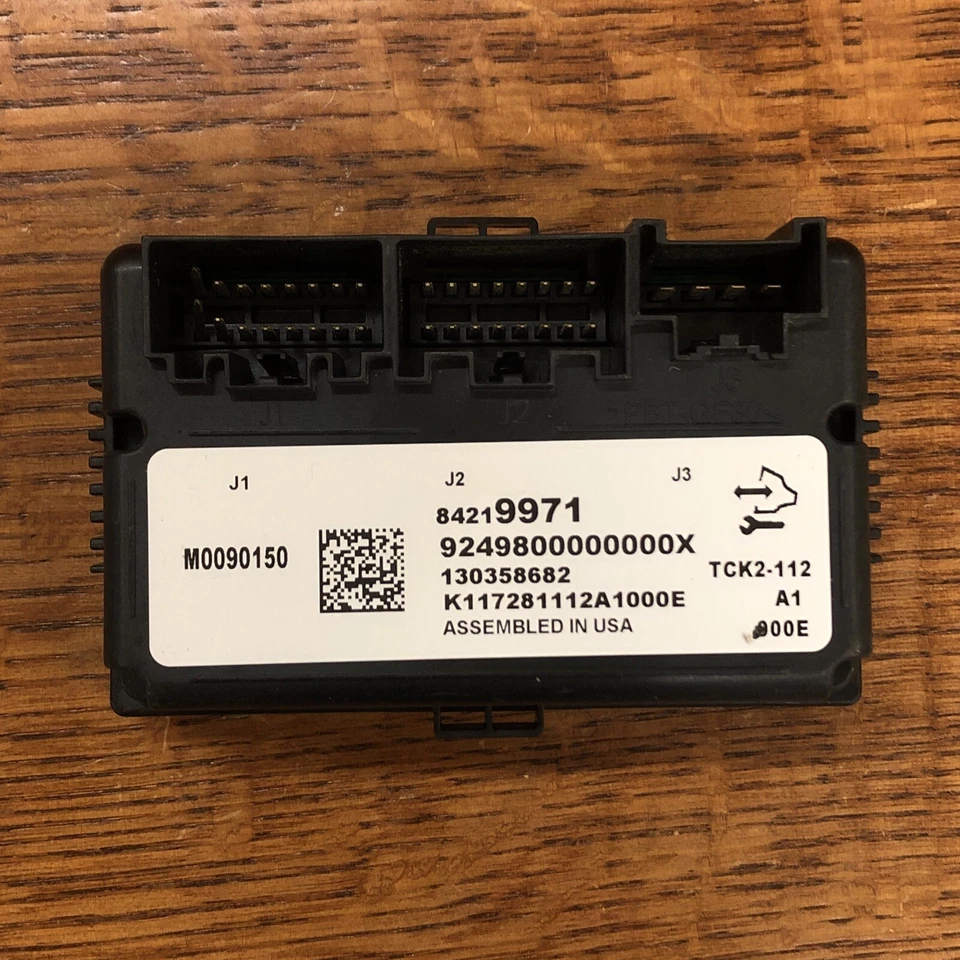 NUEVO* OEM 2014-2019 Yukon/Tahoe/Suburban Chevy GMC MÓDULO DE CONTROL (86522174) Foto 3 de 4