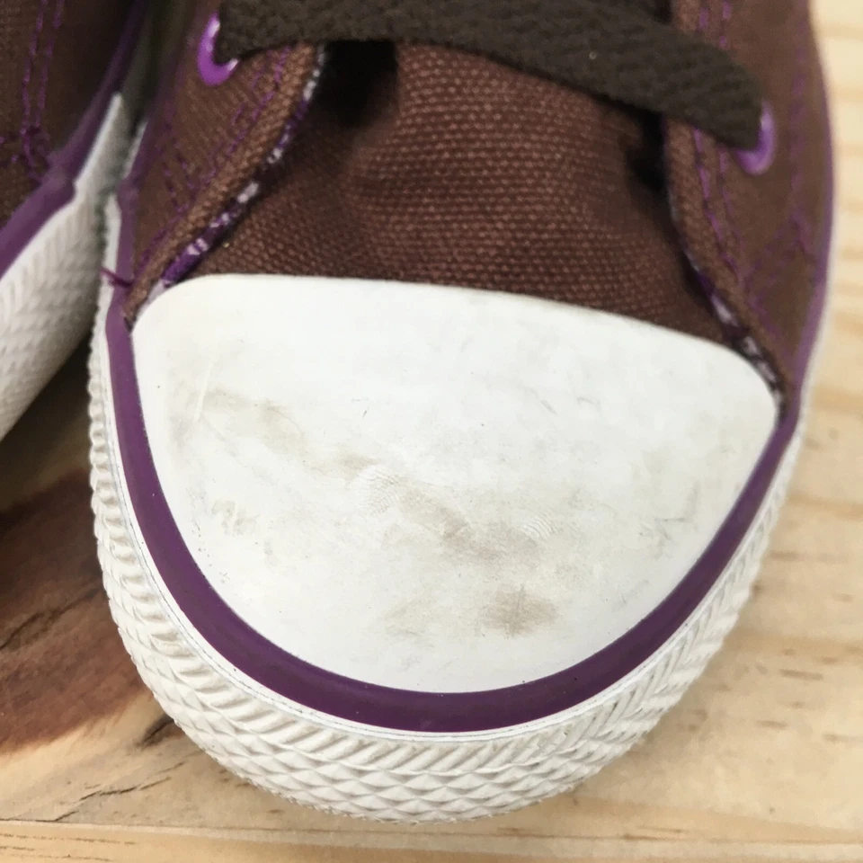 匡威鞋女式 6 Chuck Taylor All Star 高帮运动鞋系带棕色 — 第 4/4 张图片