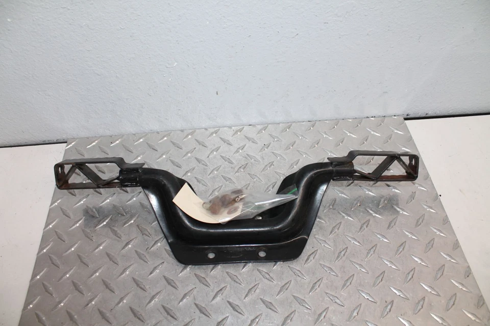 Yamaha Tri Moto YT125 J 1982 reposapiés clavija 5V6-27411-00-00 Foto 3 de 3