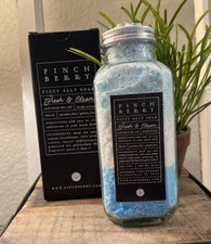Finch Berry Fizzy Salt Soak ( Fresh & Clean ) 16 Oz. NEW UNOPENED