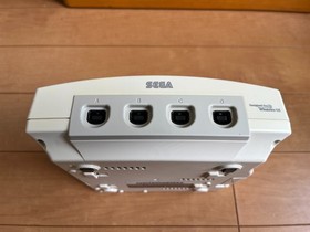SEGA DreamCast Console (HKT-3000) & Controller with 2 games and BOX and Manual